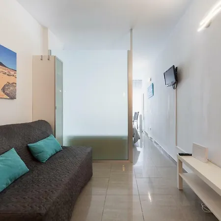 1st Line Studio Las Canteras Beach - Wifi